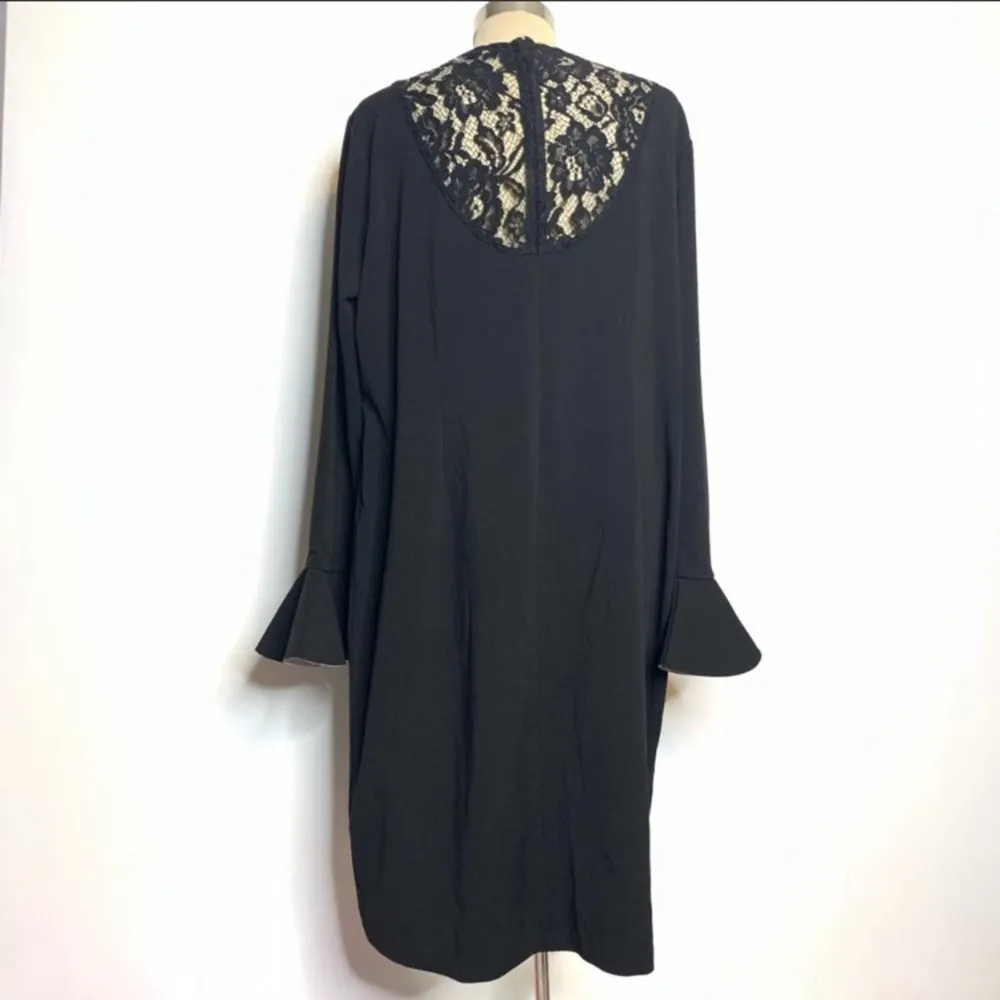 Eloquii flared fluted sleeve dress lace panel - Image 3