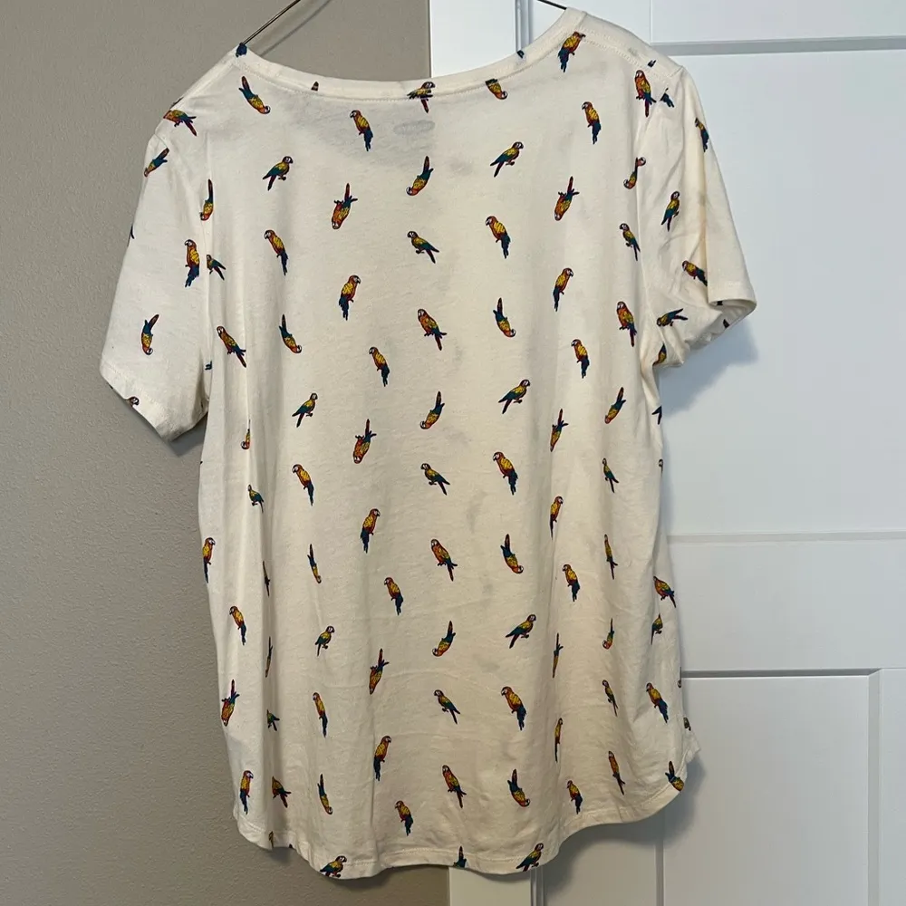 Old Navy Cream Fitted Short Sleeve Tee - Image 4