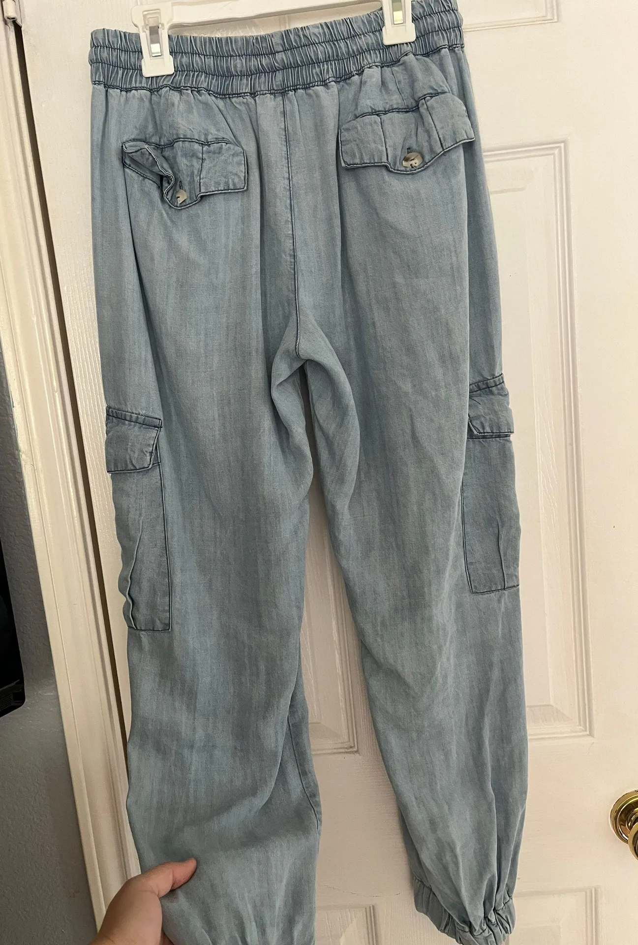 American Threads Cargo Joggers - Image 5