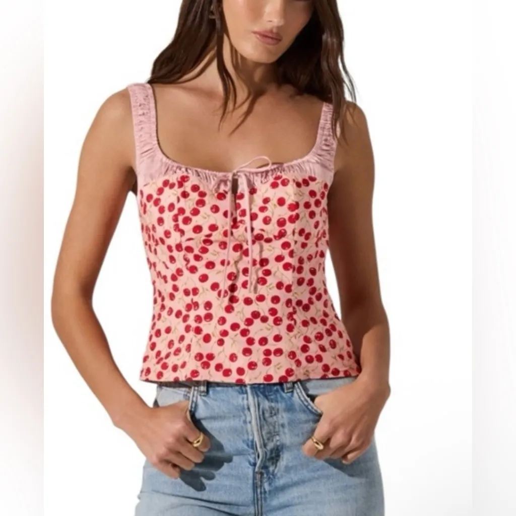 NEW Astr Pink Cherry Print Crop Top size L - Image 9