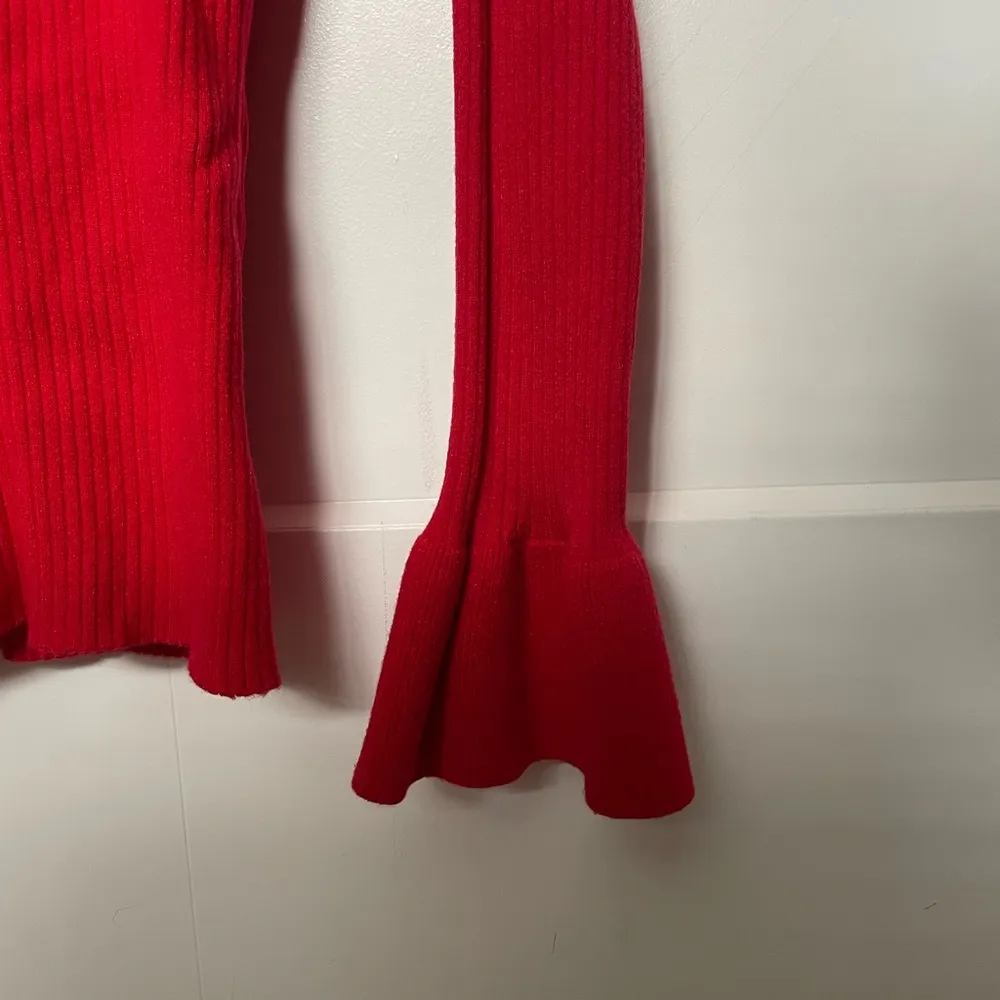 Vici Red Fitted Bell Sleeve Blouse - Image 3