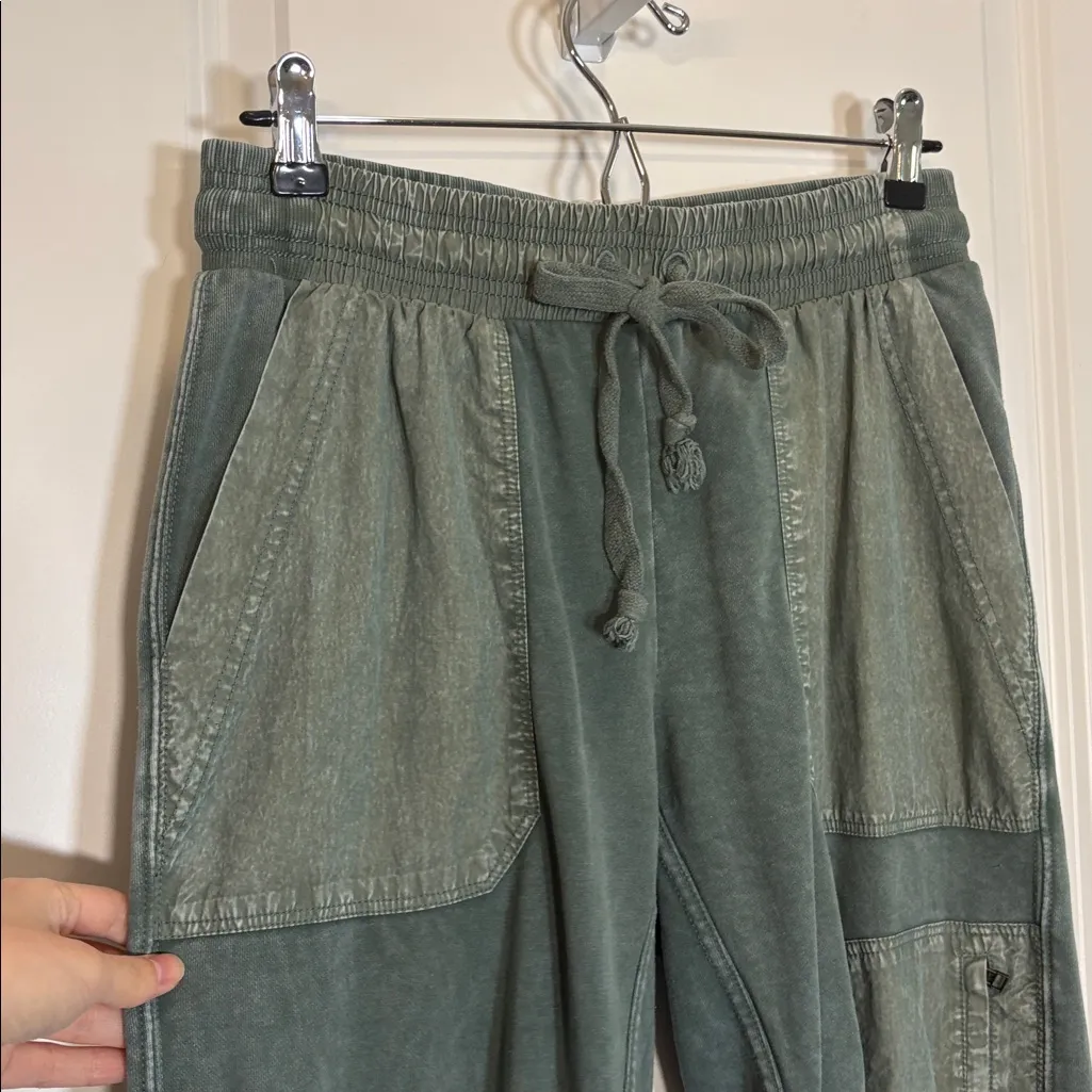 Daily Practice by Anthropologie Killington Pants XS green sweatpant jogger - Image 6
