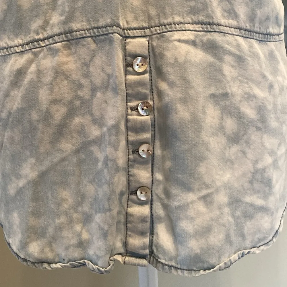 Liverpool Chambray Button Front Shirt - Image 8