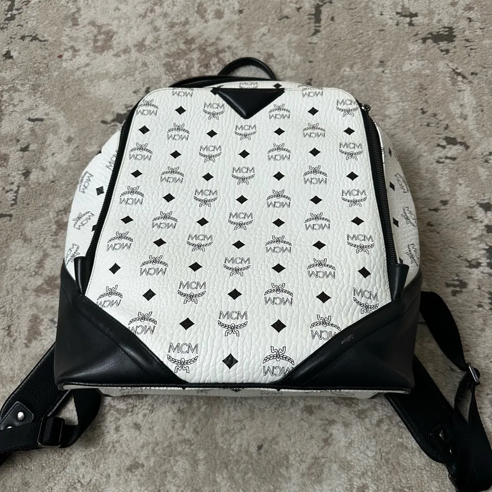 MCM Duke Visetos Backpack - Image 3