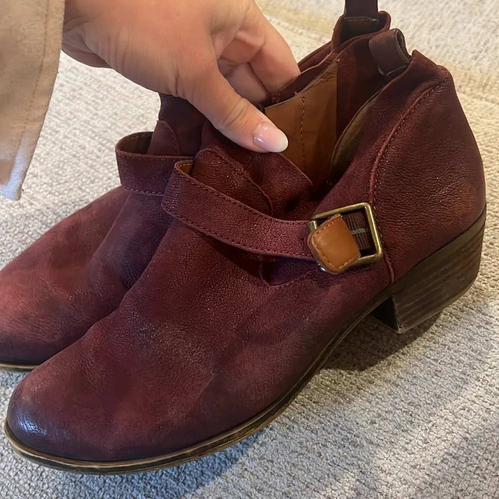 Lucky Brand Boomer Western Wine Bootie - Image 4