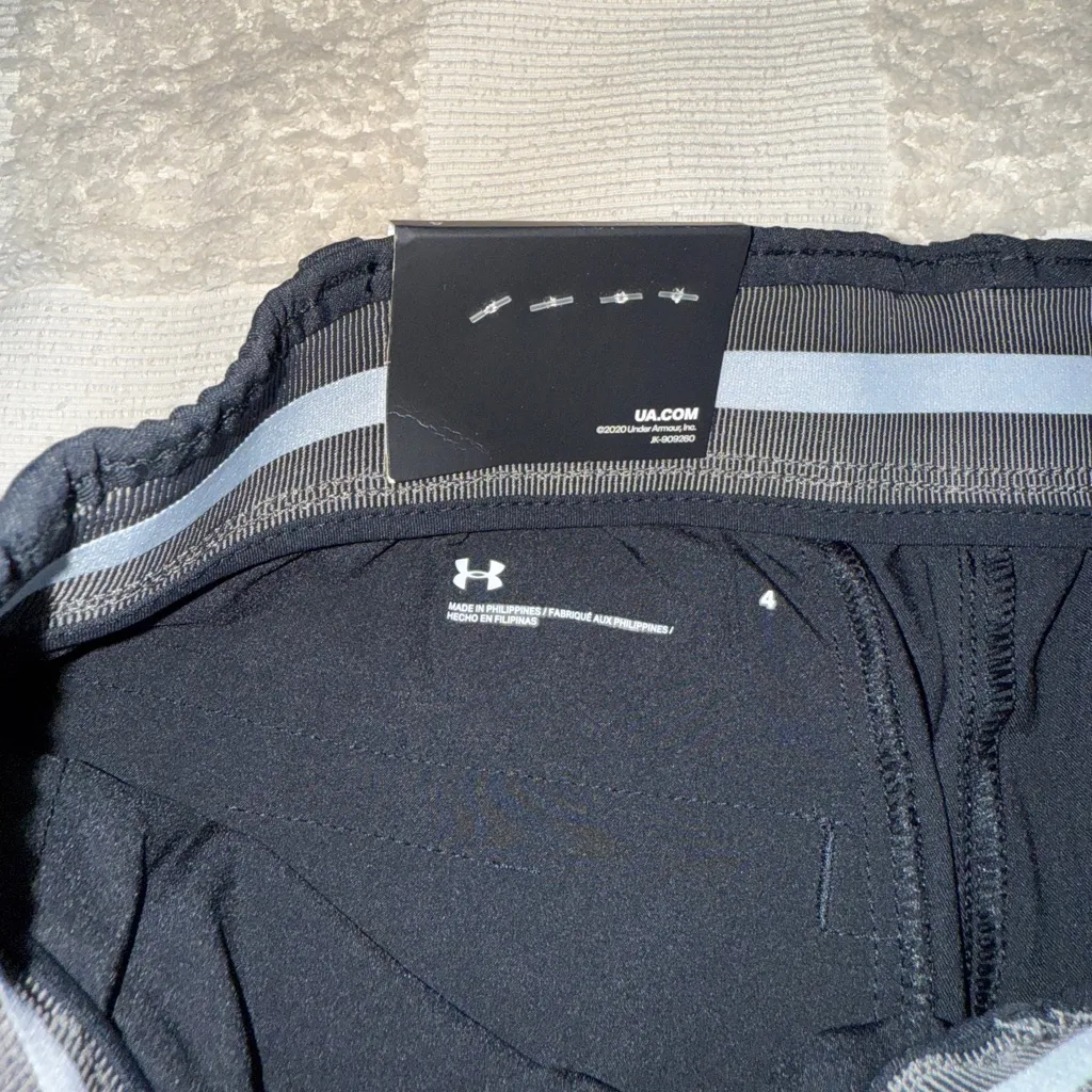 NWT Under Armor Links Golf Shorts 9” size 4 - Image 5