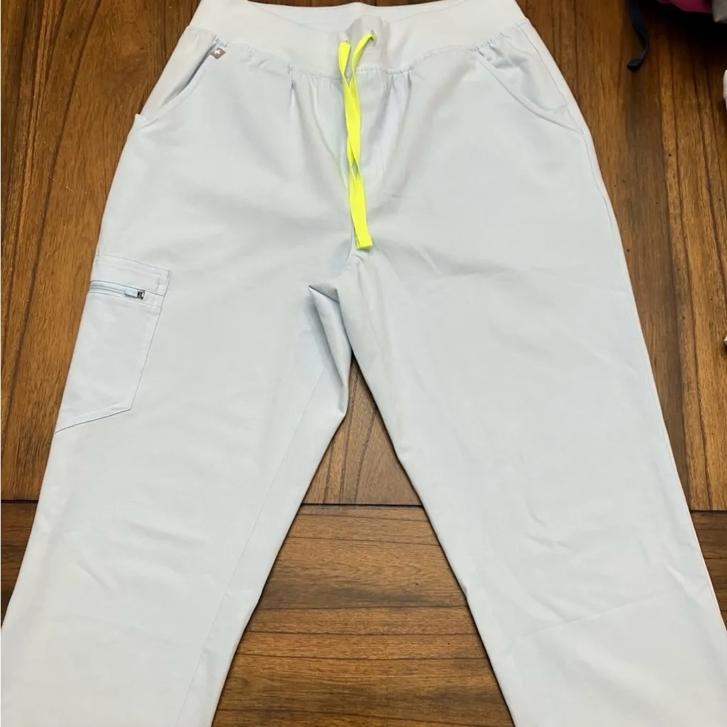 LIMITED EDITION FIGS HW Zamora - Image 3