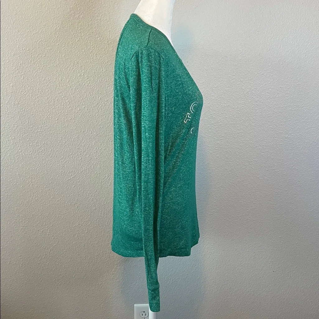 VS Pink Scoopneck Christmas Pajama Shirt Green Size Large - Image 2