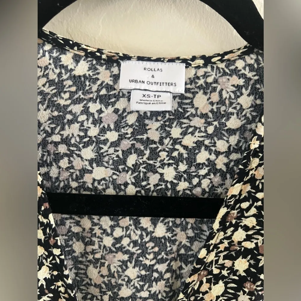 Rollas & Urban Outfitters Floral Dress sz XS - Image 6