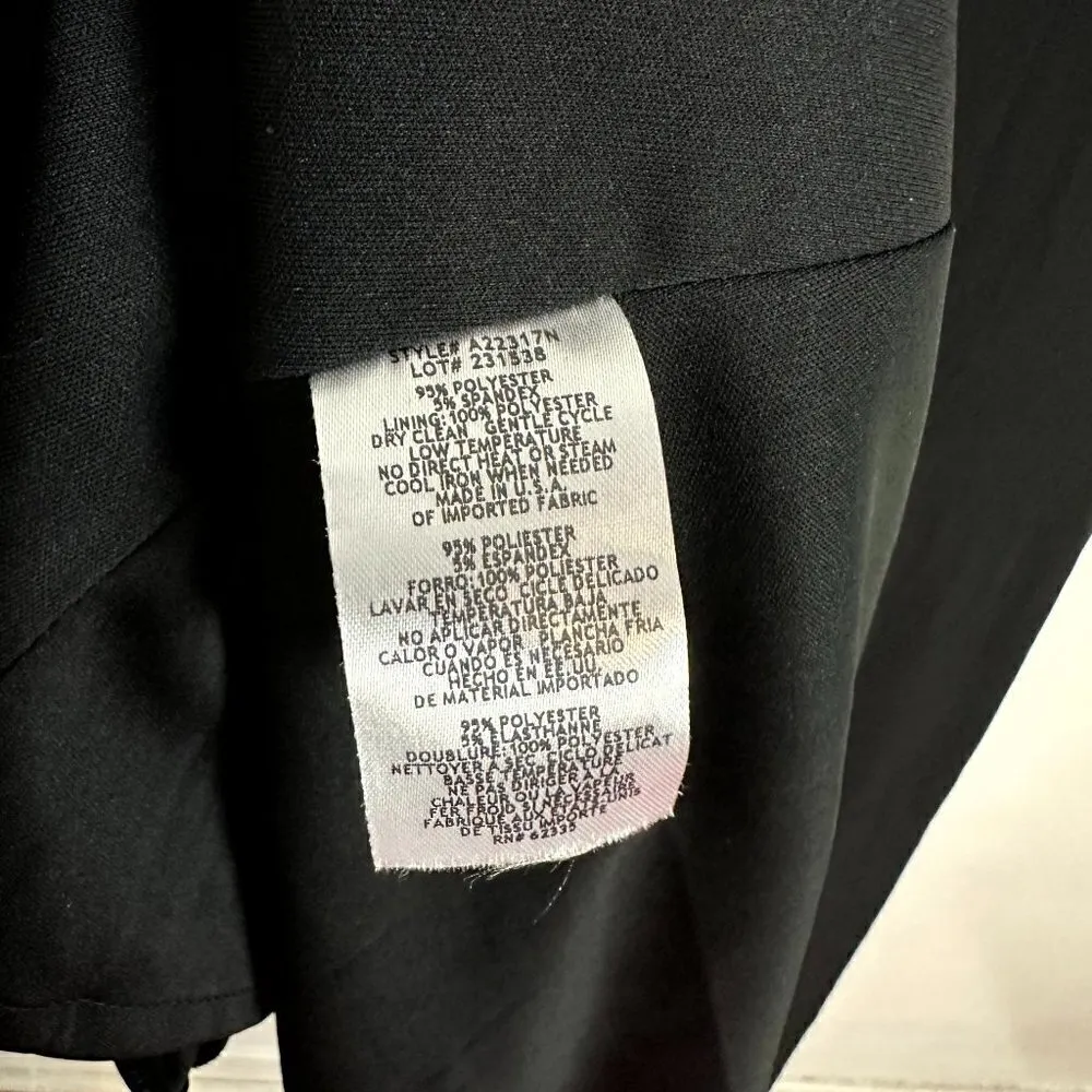 BETSY & ADAM Asymmetric Single Long Sleeve Gown in Black Size US 2 - Image 9