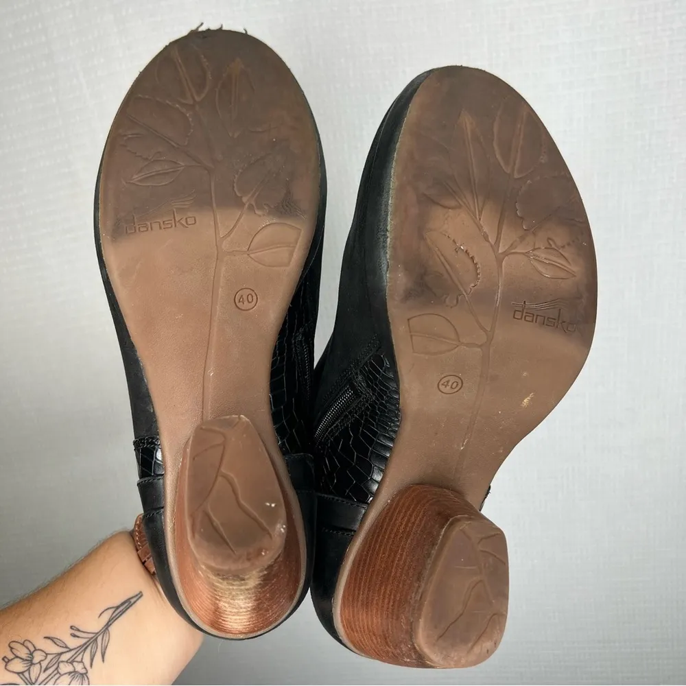 Dansko |‎ Woman’s Black Bootie Heel 40 Brown 9.5/10 - Image 4