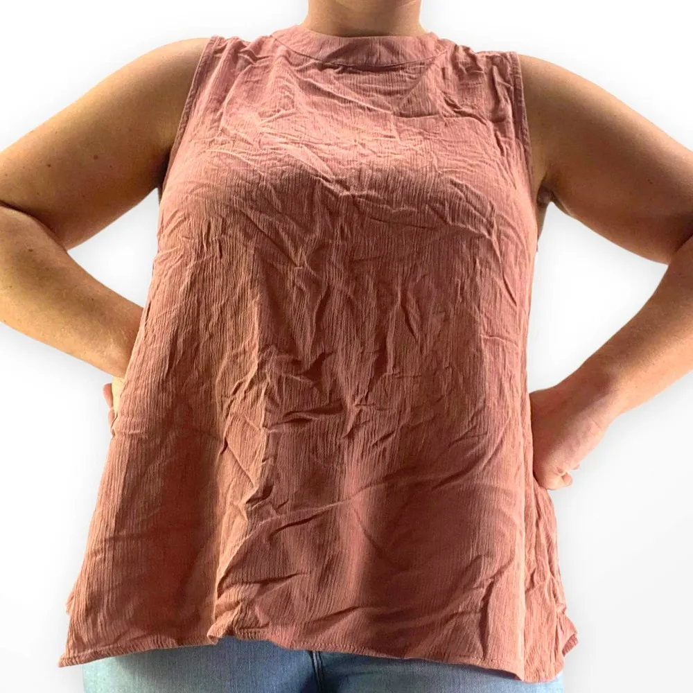 SAGE THE LABEL Pink Keyhole Back Tank Top - Image 6