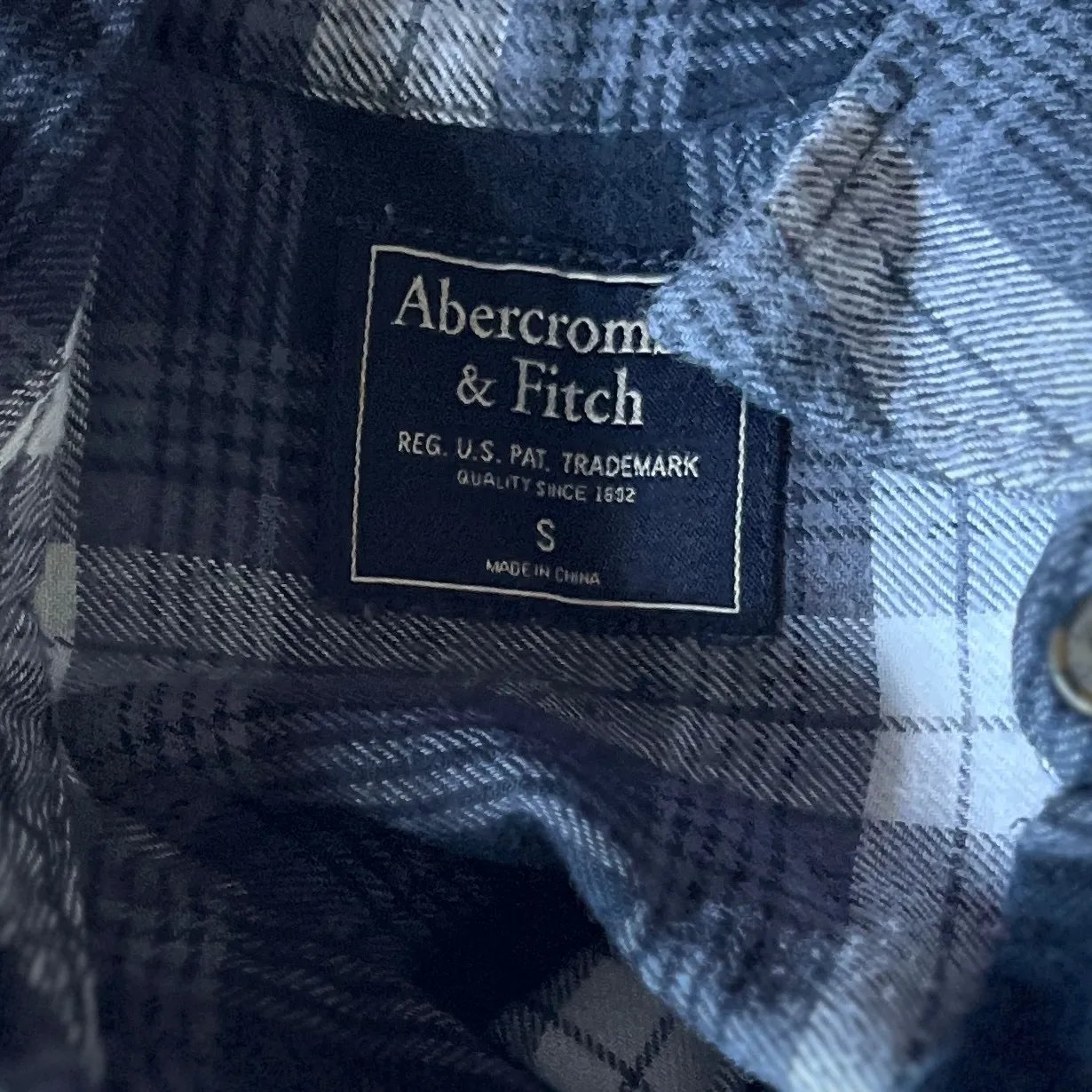 Abercrombie & Fitch | Blue & White Plaid Flannel Button Down Shirt | Size S - Image 8