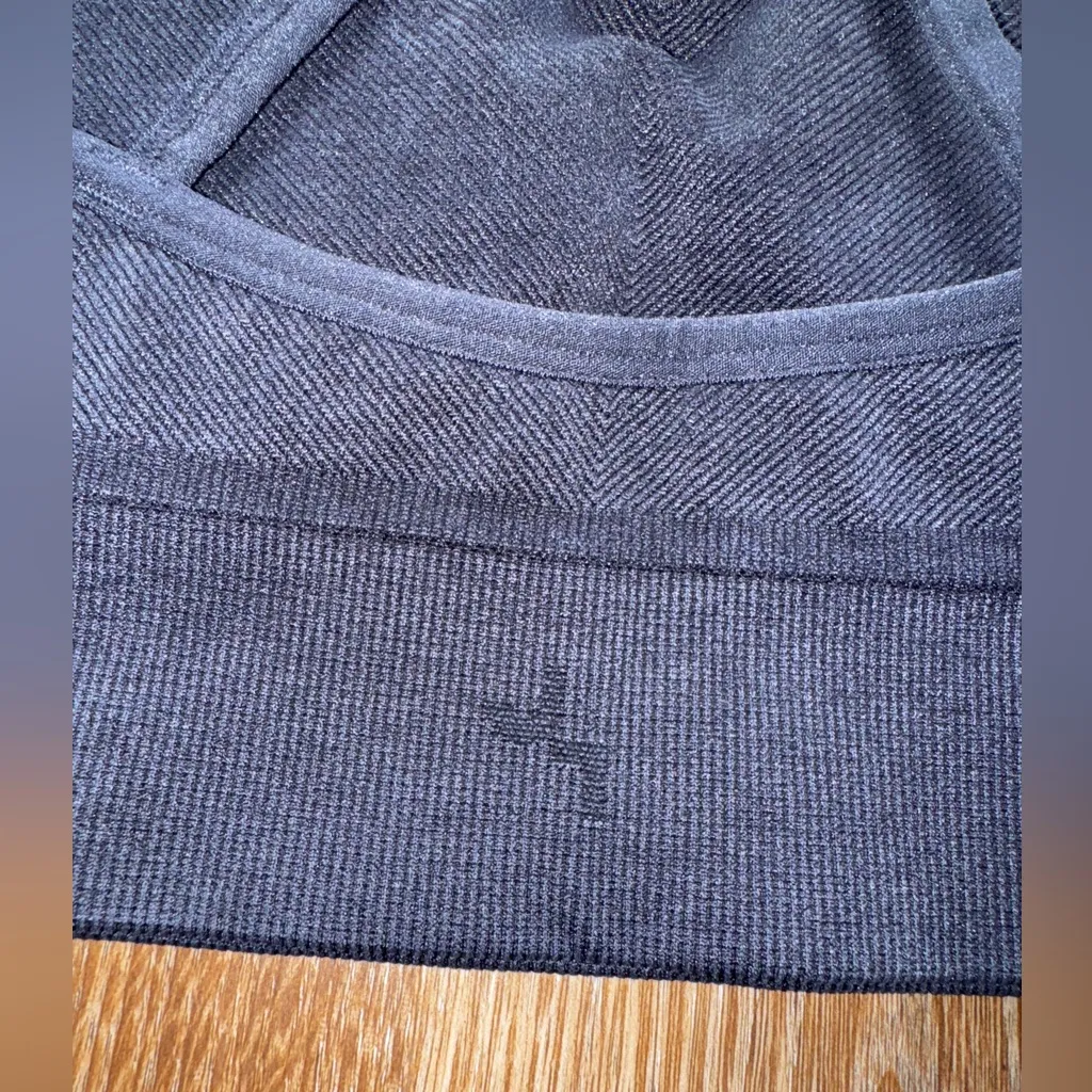 JoyLab Seamless Sports Bra - Size M - Image 3