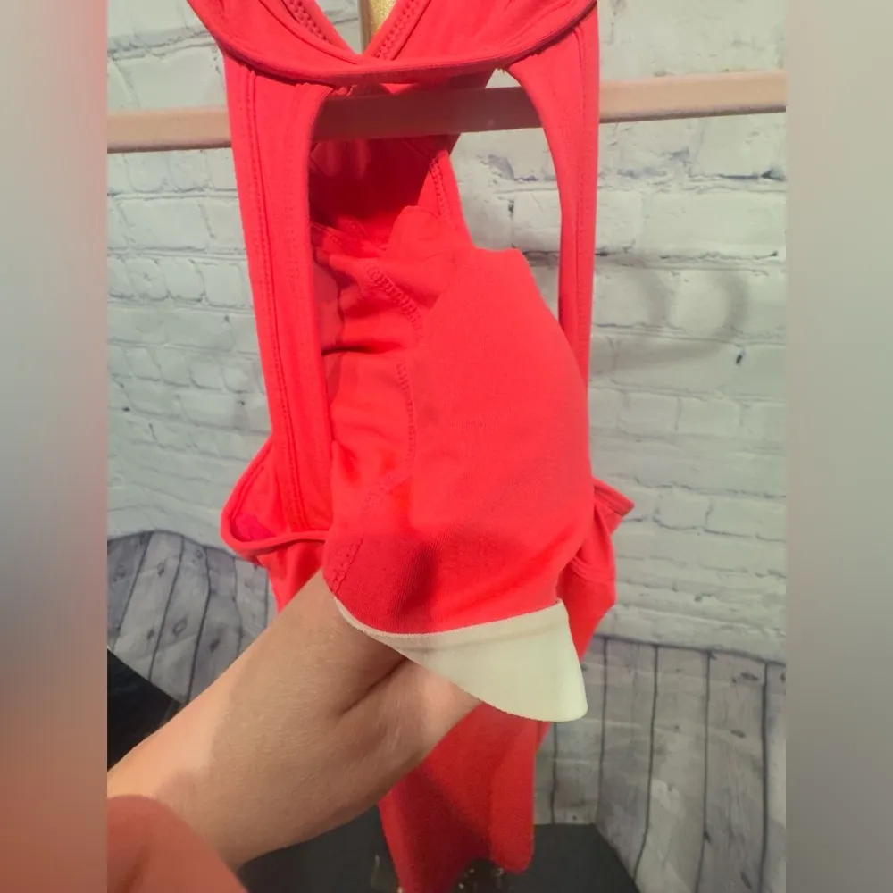 NWOT Fabletics Pink Chicago Athletic Dress size Medium has built in bra - Image 10