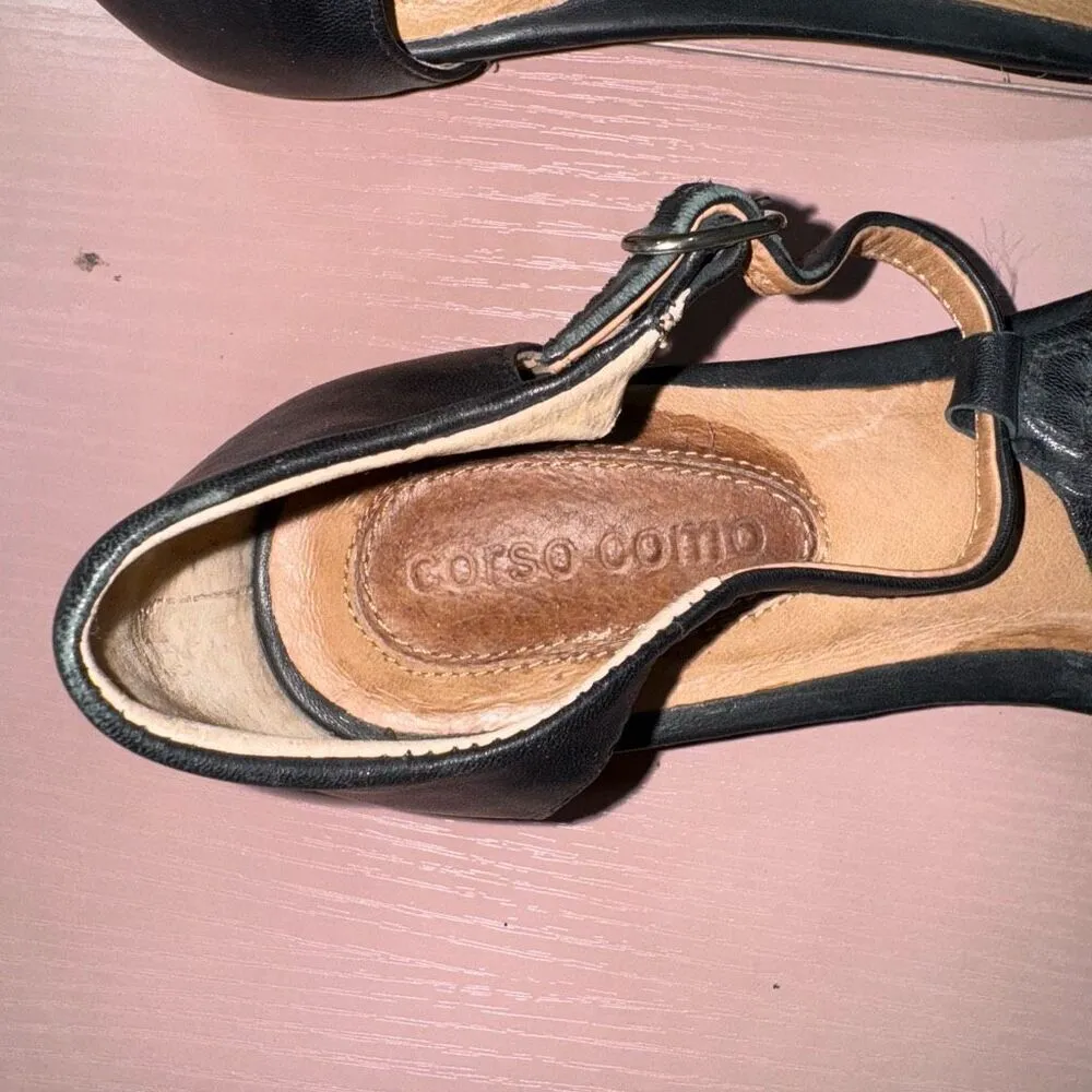 Corso Como Ruffle T Strap Thong Sandal Black Leather - Image 4