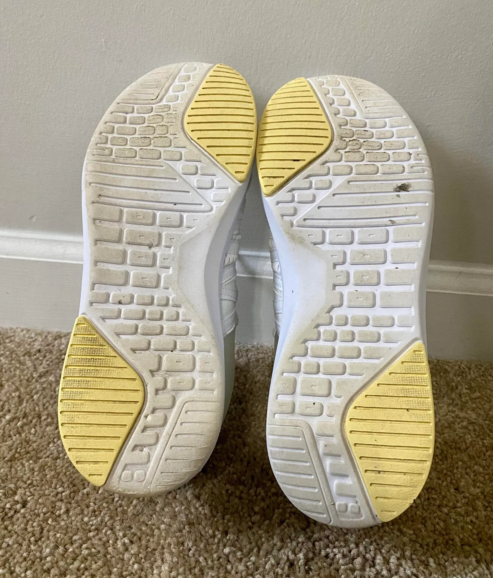 Fabletics White Sneakers - Image 7