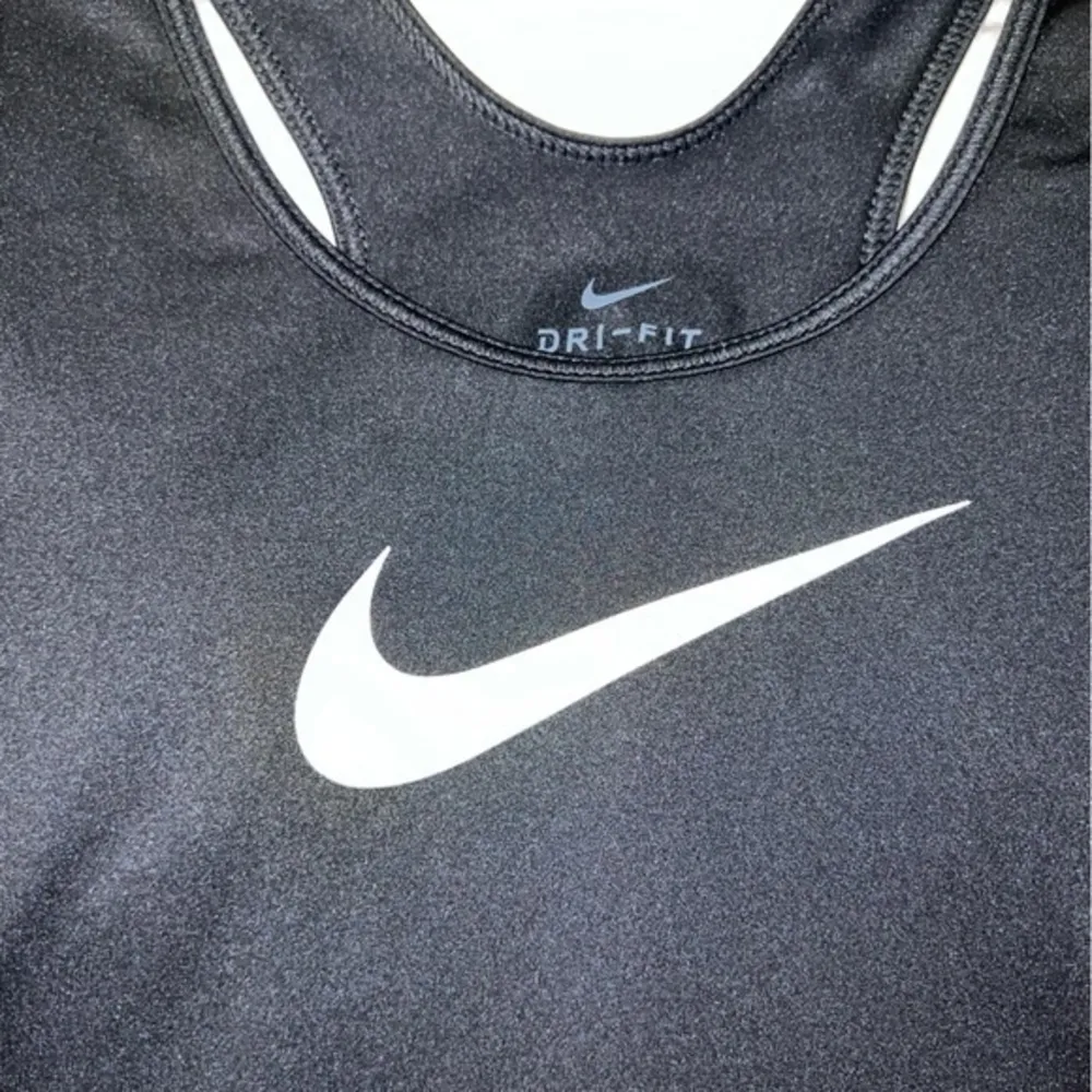 Nike Womens‎ Pro Tank size M - Image 6