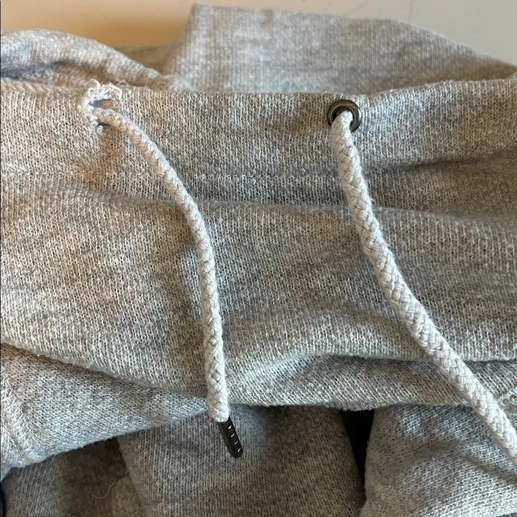 French Laundry Cowlneck Long Sleeve Top Gray Size Medium *Flaw - Image 5