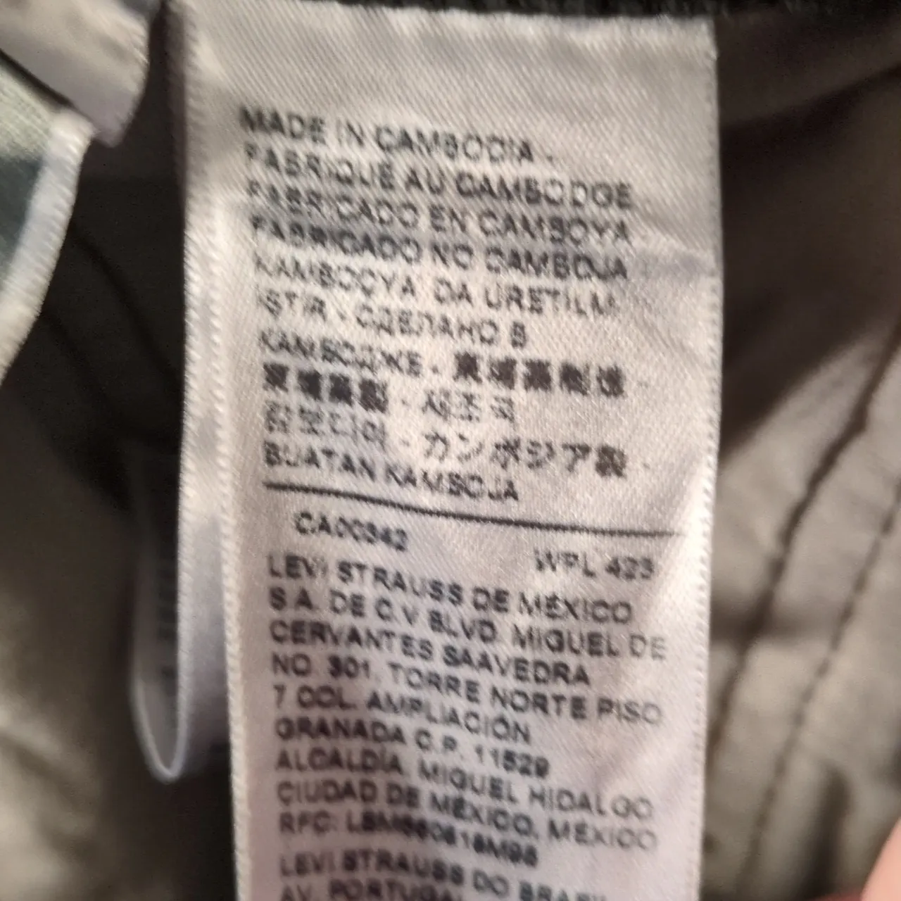 Levi's Premium 501 Original High Rise Straight Leg Button Fly Black Jeans 26x30 - Image 9