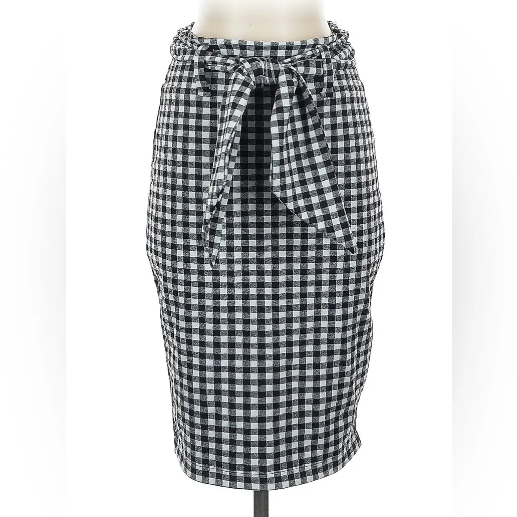 Anthropologie Black and White Gingham Pencil Skirt - Image 2