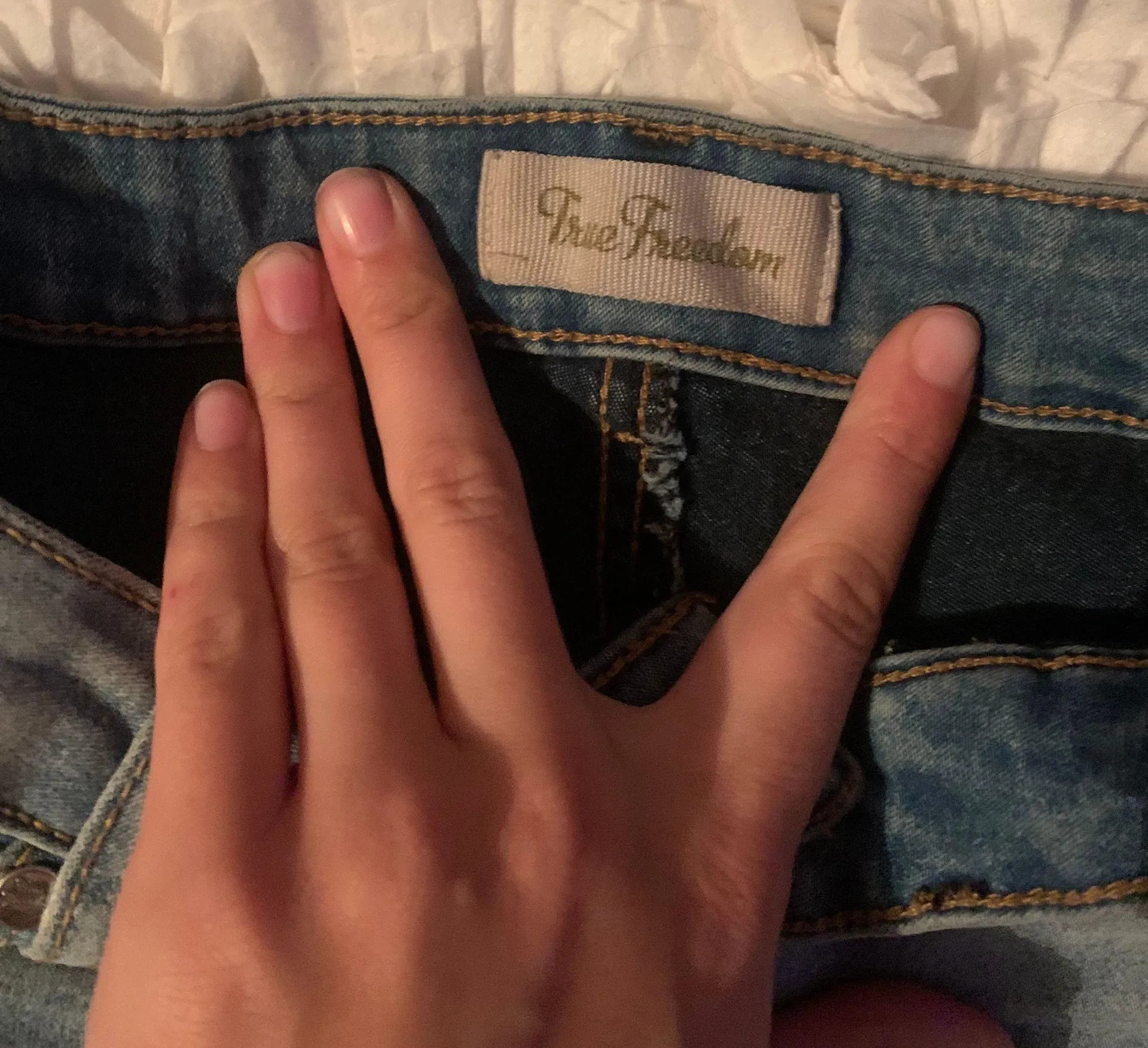 Stretchy Jeans - Image 3