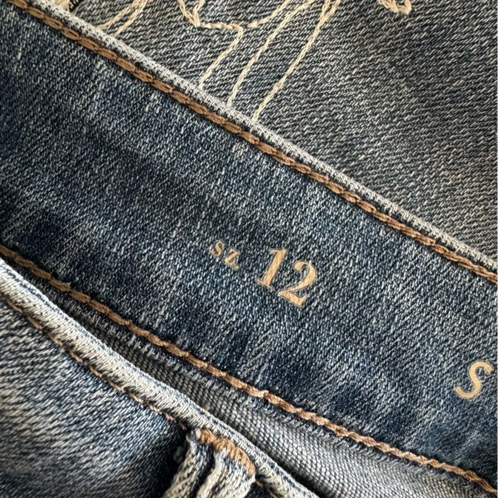 WHBM The Straight Crop Jeans High Rise Embroidered With Patches Size 12 - Image 17