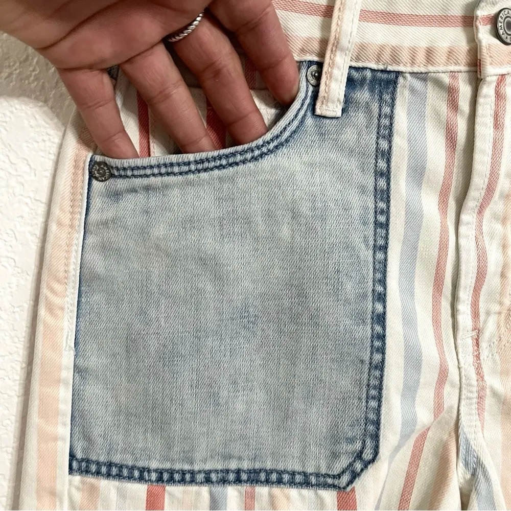 American Eagle Womens Shorts Mom Fit Multicolor Striped Frayed Hem Size 2 - Image 5