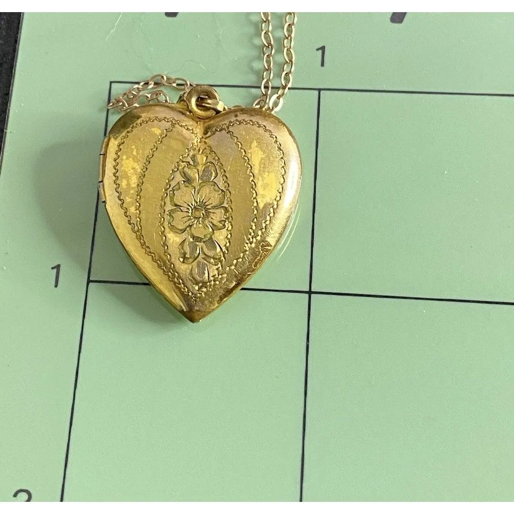 VINTAGE 12K GF FLORAL ORNATE HEART LOCKET PENDANT & 18” GF NECKLACE - Image 7