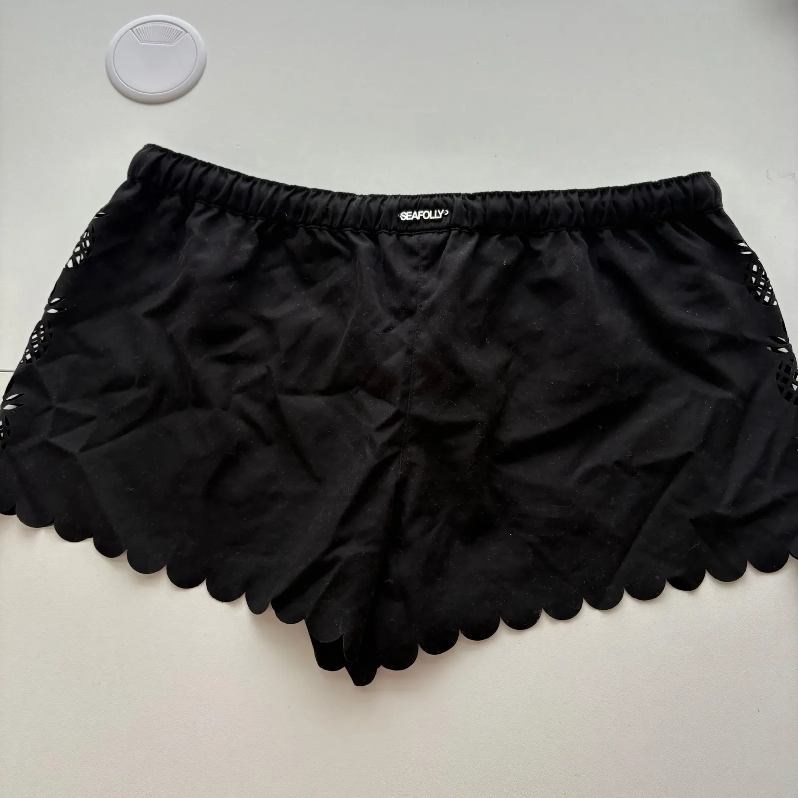 Seafolly Black Pineapple Cutout Scalloped Hem Swim Cover Up Shorts Size S - Image 6