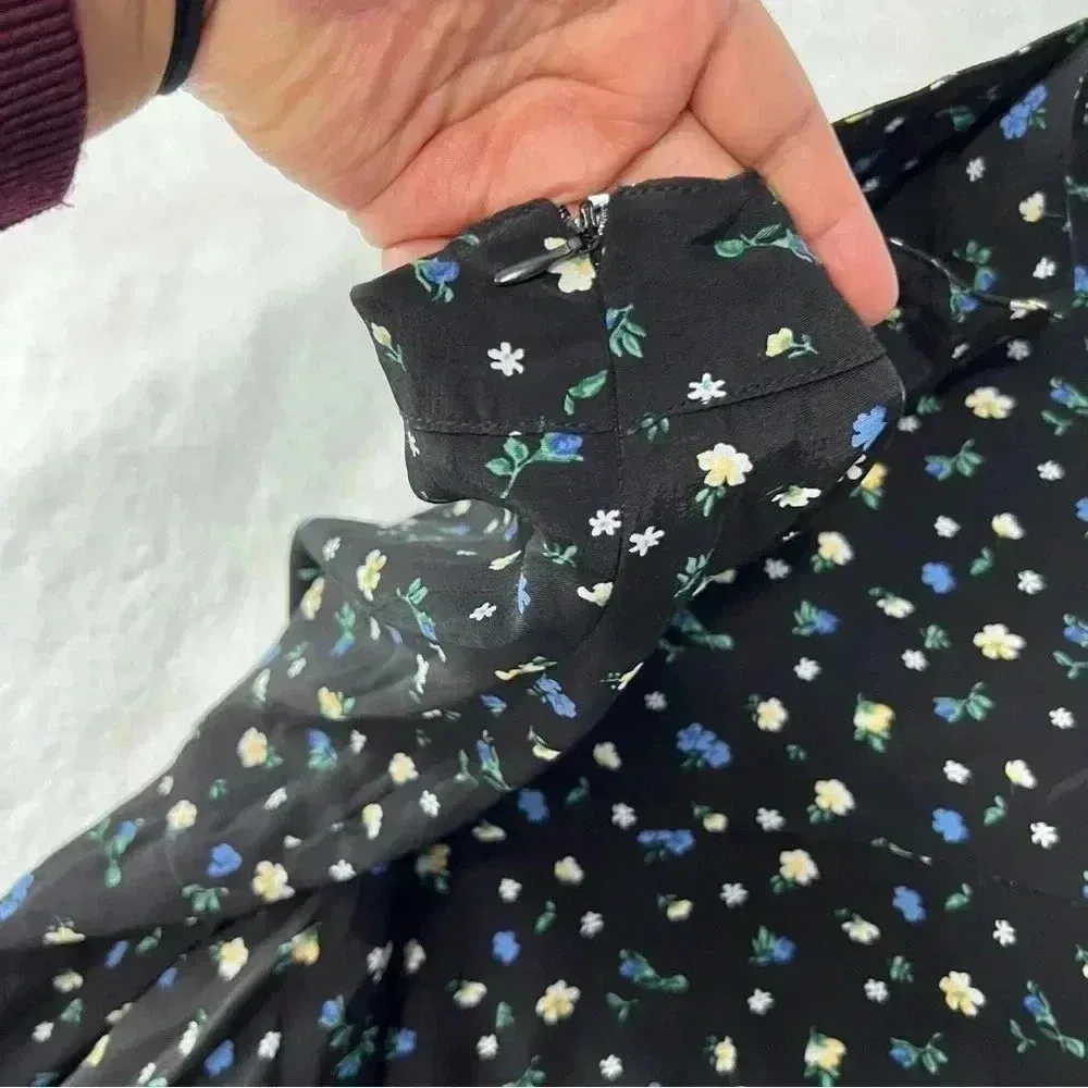 Vici Floral Skirt size L - Image 5