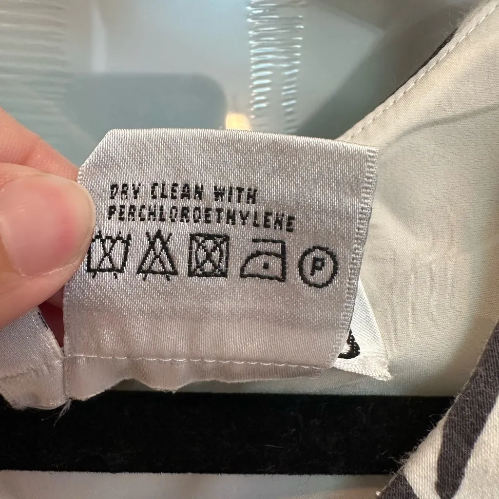 Vintage Carlisle Dark Navy & White Cotton Floral Midi Dress Ruffle Hem Size 8 M - Image 10