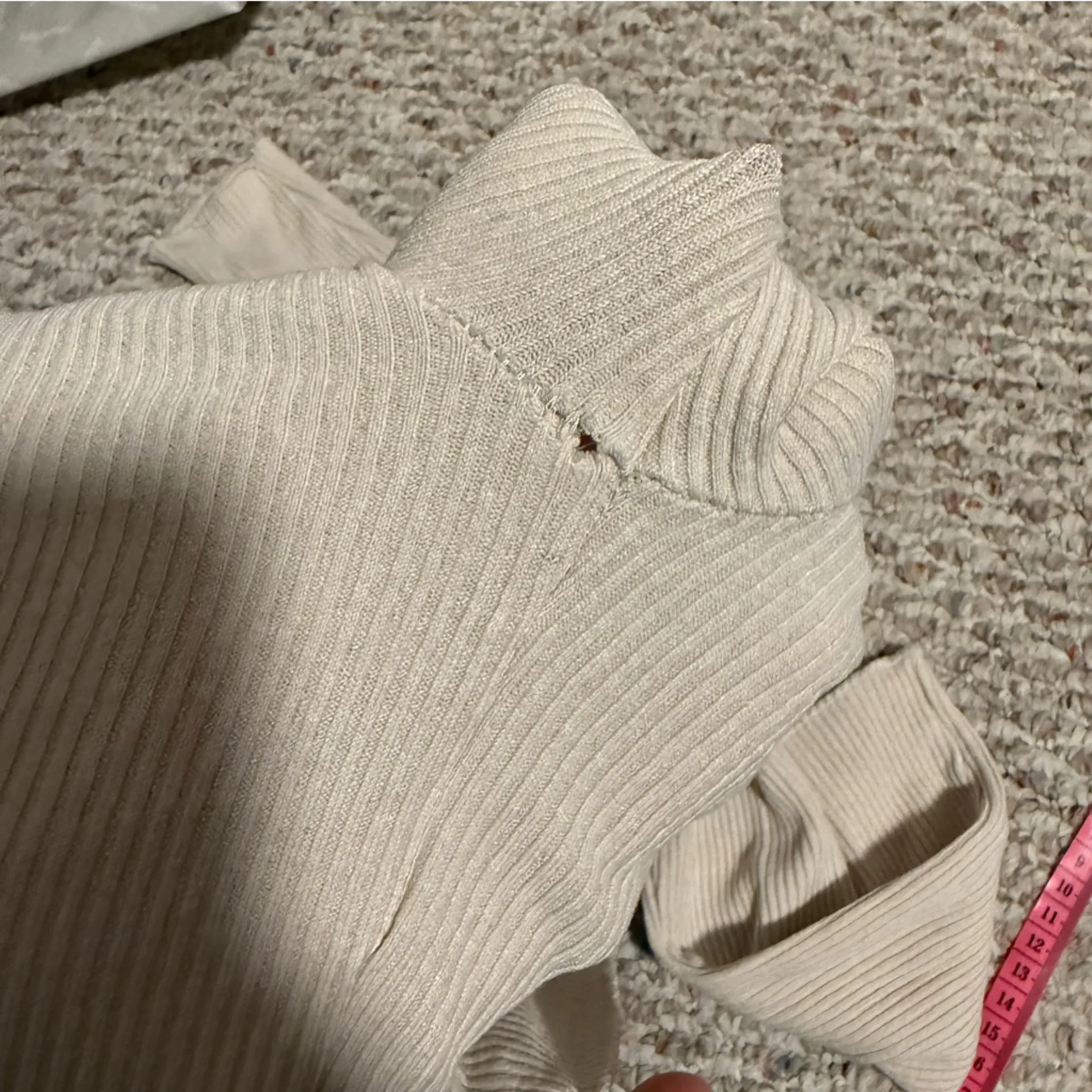 Aritzia Wilfred Free Beige Cream Ribbed Mockneck Long sleeve Tee- Size XS - Image 7