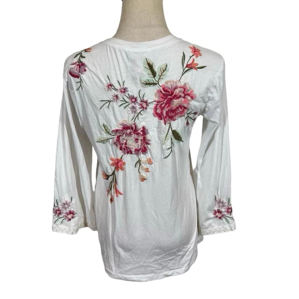 Johnny Was Vienna Floral Embroidered Long Kimono Sleeve Tee- Still Full Price - Image 10