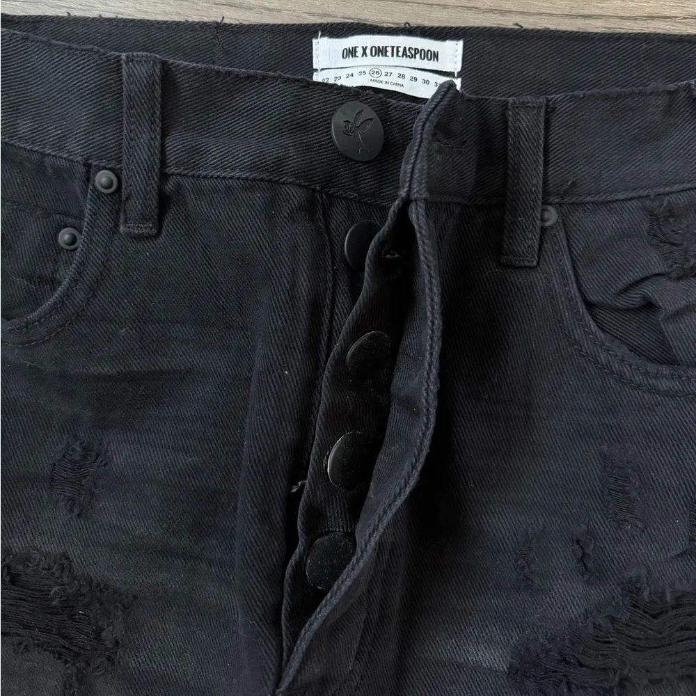 One Teaspoon Junkyard Distressed‎ Mini Jean Skirt Black Size 26 Raw Hem NWT - Image 5
