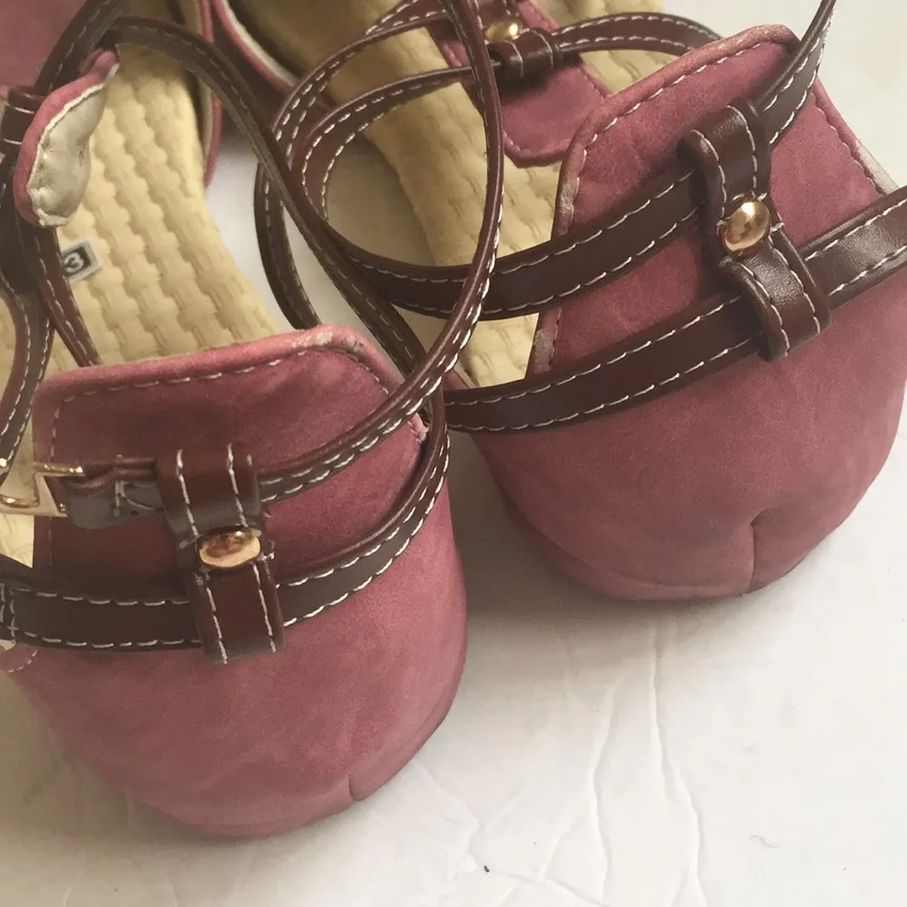 European pink cute strap sandals.Sz 43. 10/11 - Image 7