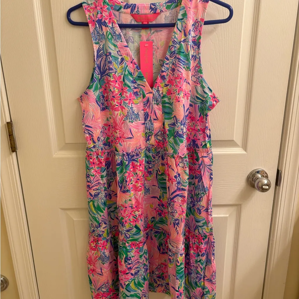 NWT Lilly Pulitzer Disney Parks Minnie Mouse and Daisy Duck V Neck Lorina Dress - Image 2