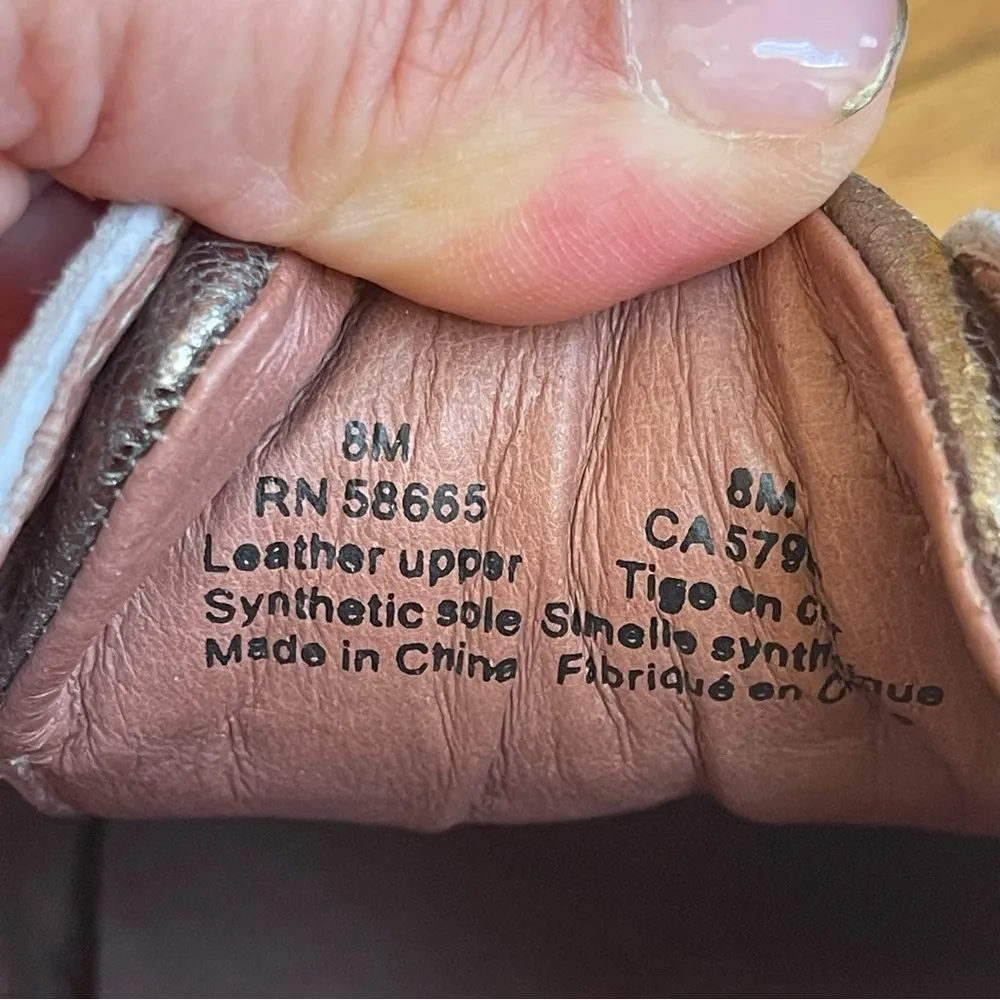 Caslon Retro Low Top Lace Up Leather Upper Metallic Accent Womens Sneakers 8M - Image 8