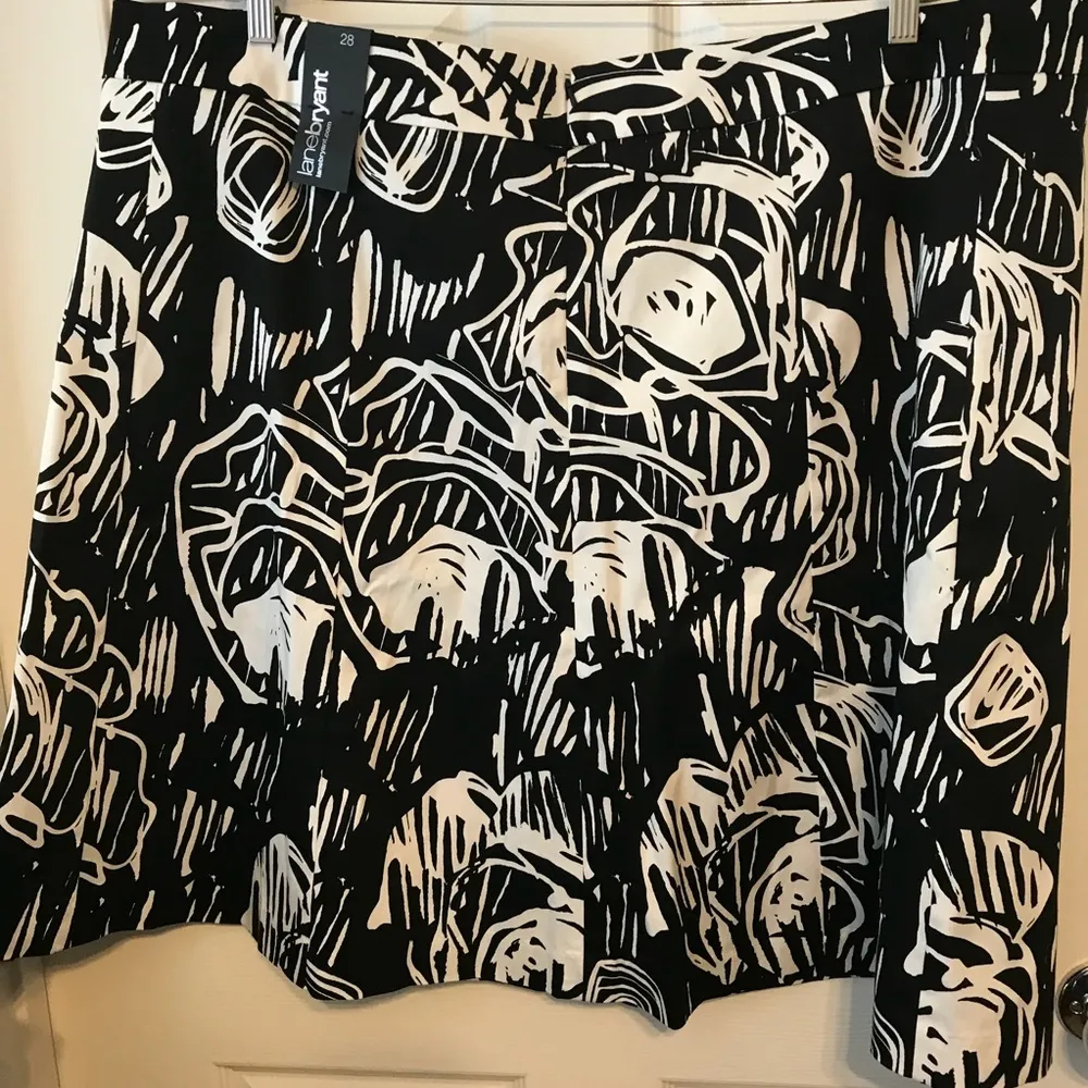 Lane Bryant Skirt Black & White Pattern Sz 28 BNWT Office Professional Business - Image 5