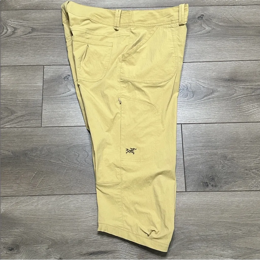 Arc’teryx Parapet Capri Lightweight Stretch Hiking Knickers Pants Camel Tan 8 - Image 5