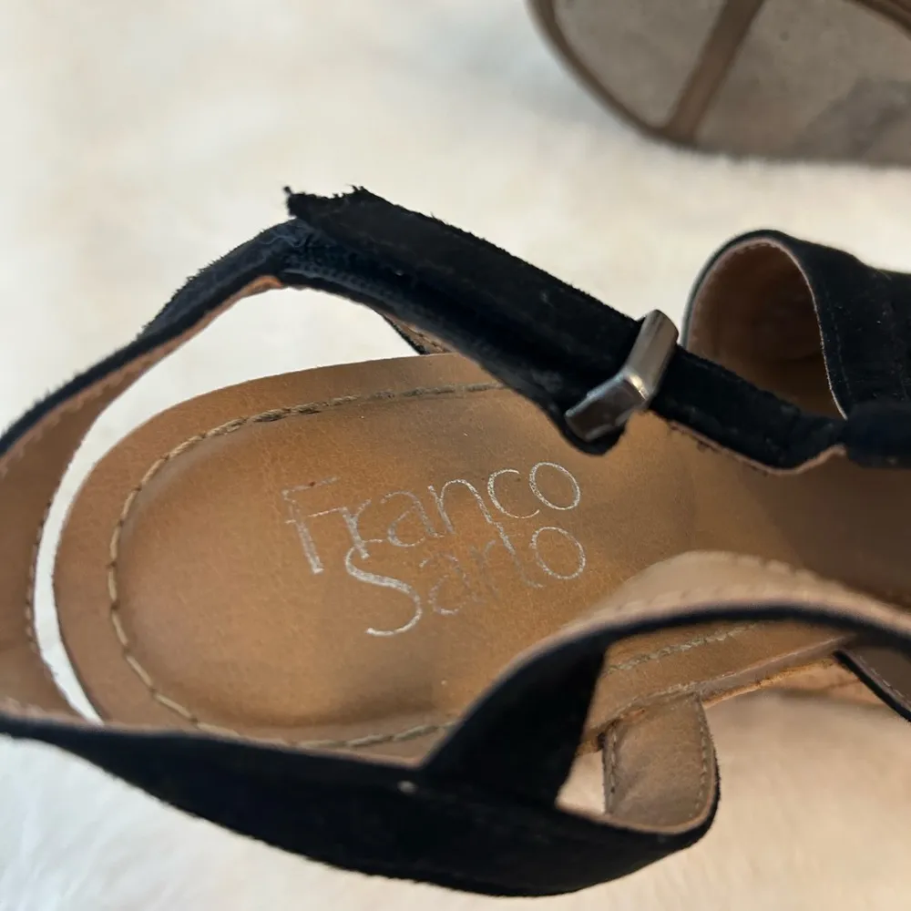 Franco Sarto Black Wedge Shoes with Ankle Straps - Image 5