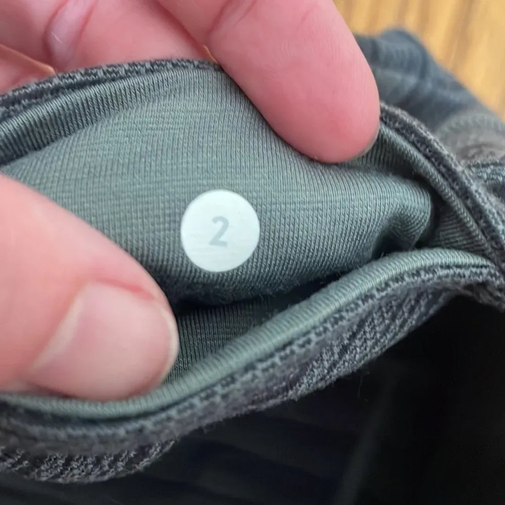 Lululemon Wunder Under Crop II Textured‎ Stripe Slate Deep Coal size 2 - Image 9