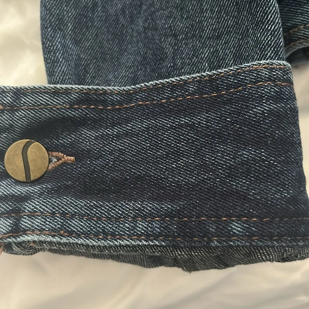 Jones New York Madison Trucker jean jacket Size M - Image 6