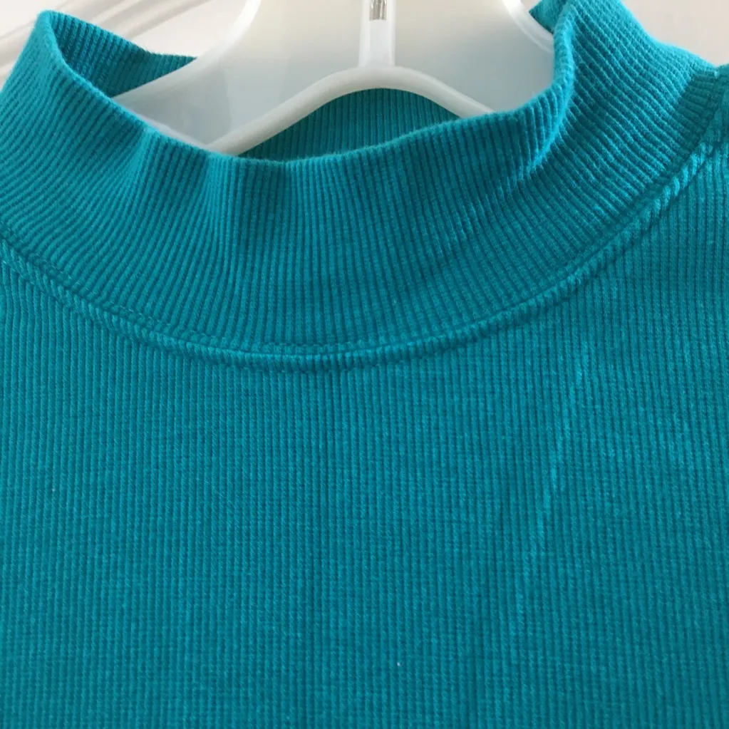 Rebecca Malone FINAL MARKDOWN  tee small - Image 3