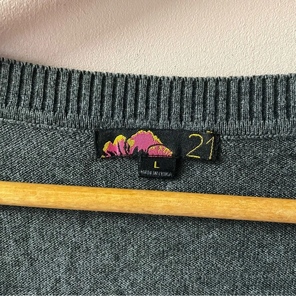 Vintage Y2K Forever 21 Dark Gray V-Neck Sweater Size L GUC - Image 3