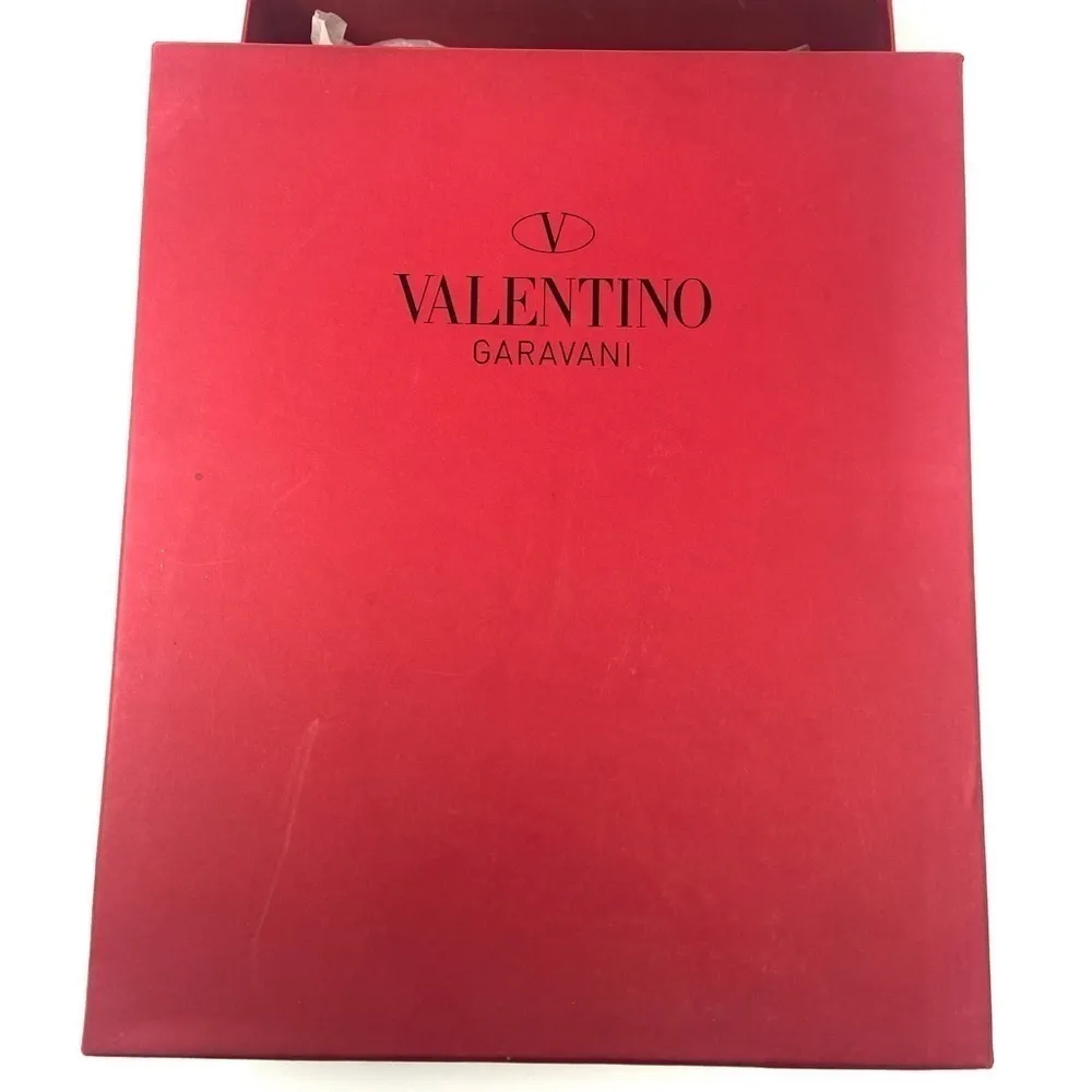 Valentino Garavani Rockstud Pumps – Beige Patent Leather, Size 39 (US 9) - Image 14