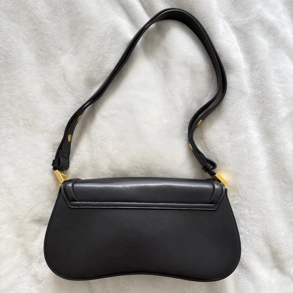 Joy Shoulder Bag Black JW PEI - Image 4