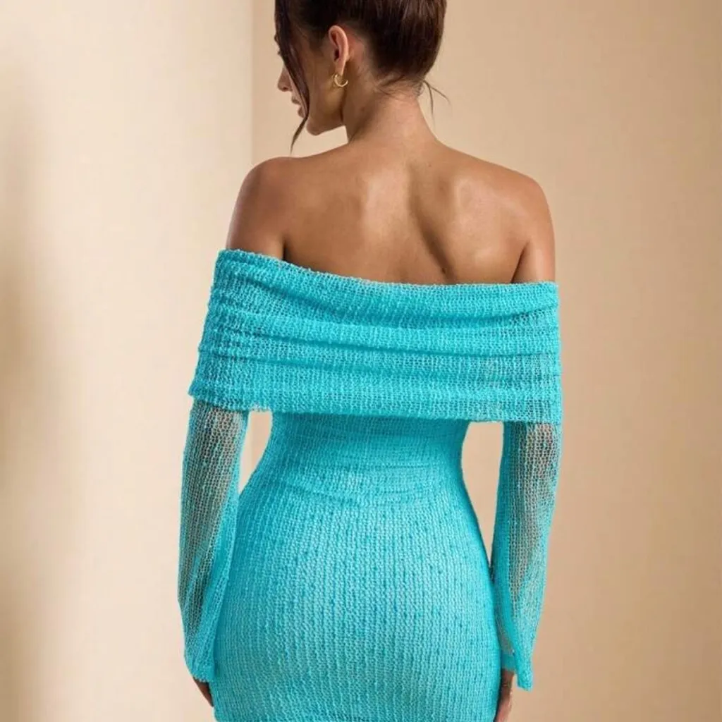 Elegant Turquoise Off - Image 2