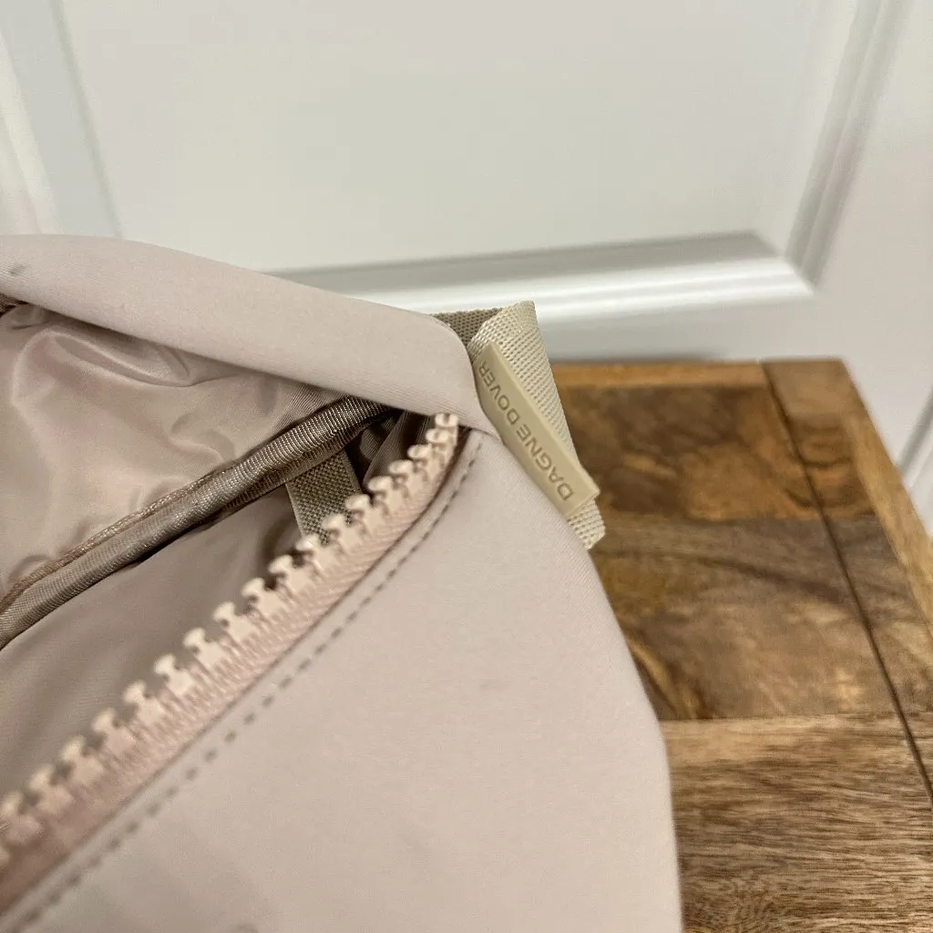 DAGNE DOVER Ace Belt Bag in Oyster - Image 9