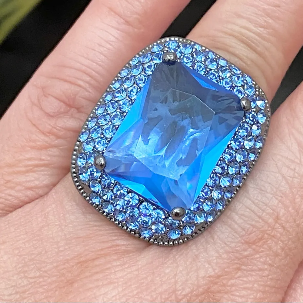 Joan Boyce Blue Stone Cushion Cut Pavé Statement Cocktail Ring Size 6 - Image 5